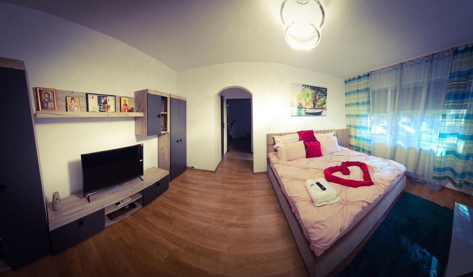 Mony Apartaments Roman Dış mekan fotoğraf