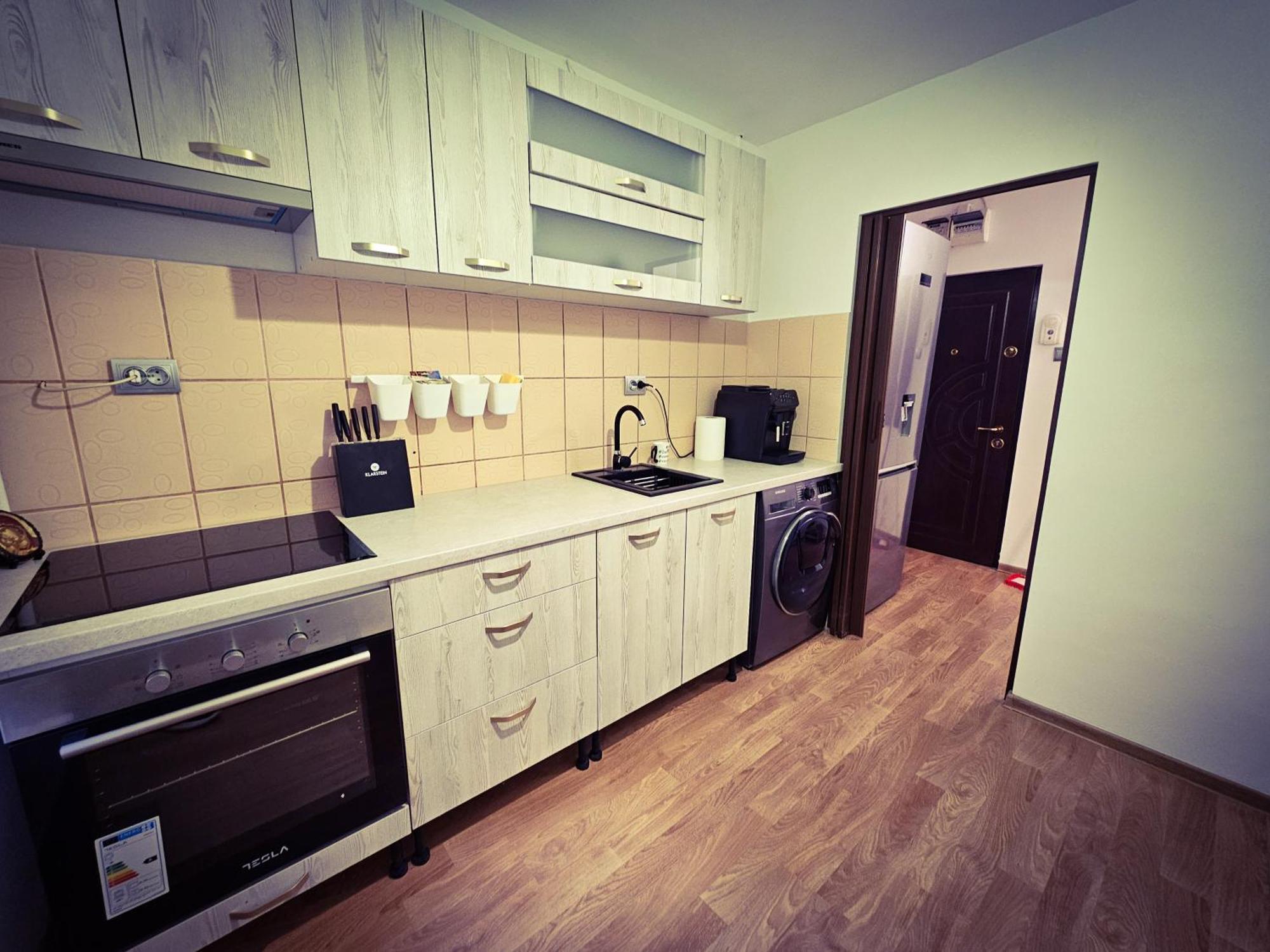 Mony Apartaments Roman Dış mekan fotoğraf